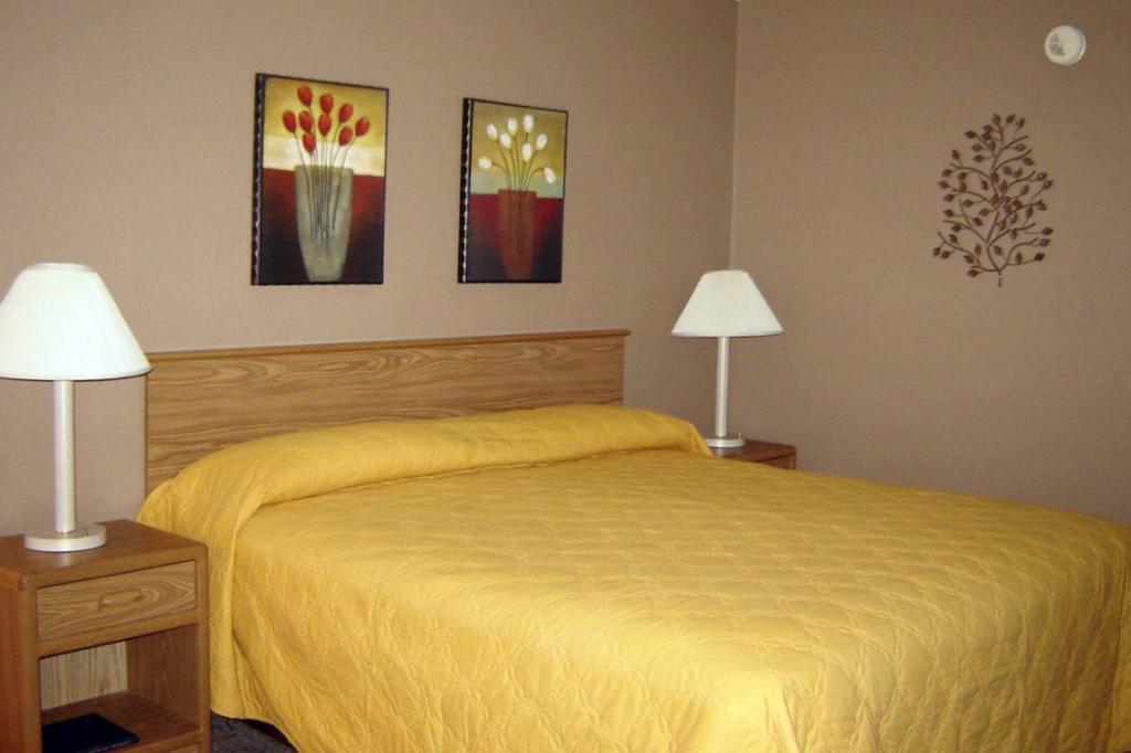 Chanhassen Inn Habitación foto